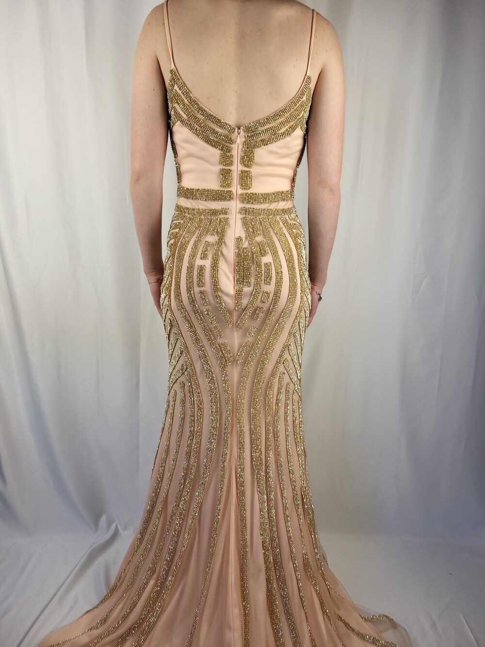 Stras jurk Nude met gouden steentjes